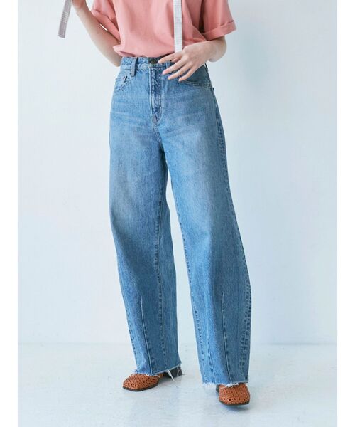 Ungrid（アングリッド）の「デザインタックカーブデニム（デニムパンツ