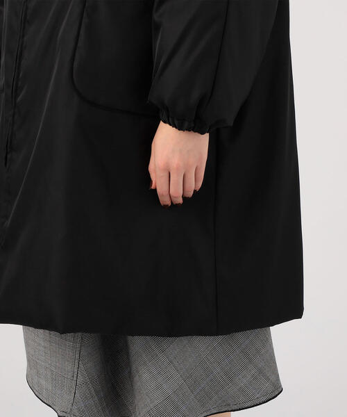 TOMORROWLAND （トゥモローランド）の「リナイロン フーデッドダウン