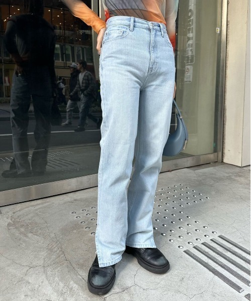 SLIM STRAIGHT DENIM PANTS（デニムパンツ）｜Ameri（アメリ）の
