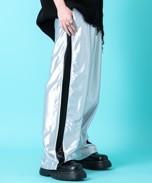 a.p.o.v. メタリックサイドラインジャージパンツ（その他パンツ