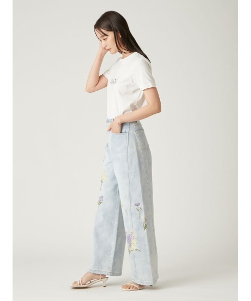 FRAY I.D（フレイアイディー）の「フラワーエンブロイダリーデニム