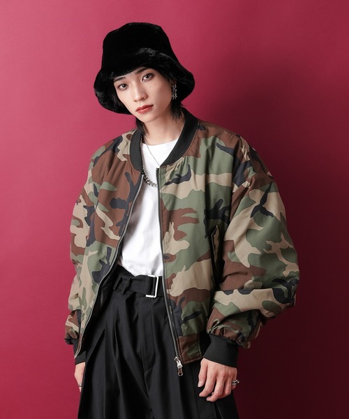 セール】a.p.o.v. カモフラリバーシブル中綿ボンバージャケット