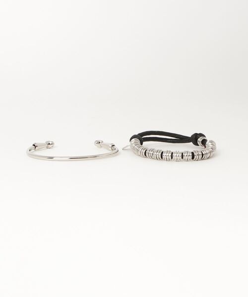 TOGA オープンバングル ブレスレット シルバー メタル 三角ロゴ 細め