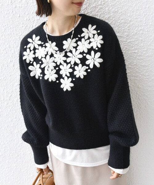 SHIPS（シップス）の「【WEB限定】〈手洗い可能〉フラワー 刺繍