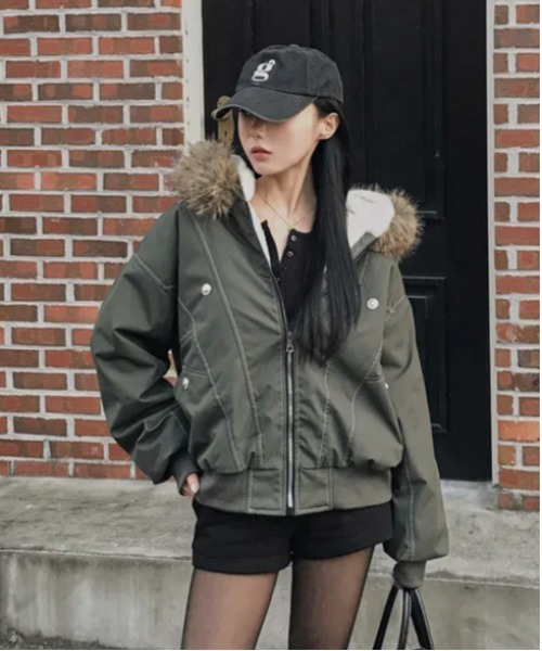 ボリュームフェイクファーフードブルゾン/あったか裏ボアブルゾン Y2K