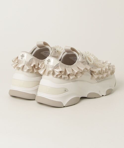 数量限定】パールリボン フリルスニーカー（スニーカー）｜+diana