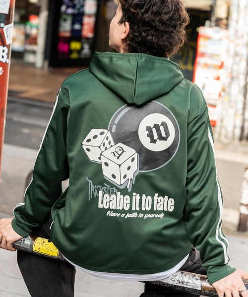 Rocky Monroe（ロッキーモンロー）の「オーバーサイズ エイトボール