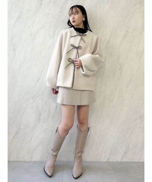 dazzlin（ダズリン）の「【森香澄コラボ】リボンモチーフボアコート