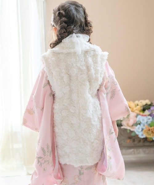 セール】七五三 チュール刺繍着物とバラ生地被布セット（着物