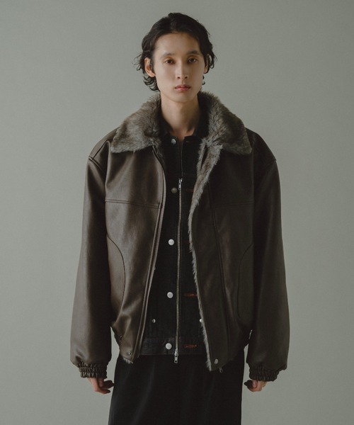 Camphor wood（カンファーウッド）の「leather/fur faux reversible
