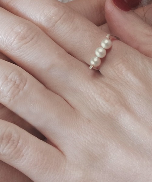 Ops.（オプス）の「アクセサリー リング レディース 3連パール 10K
