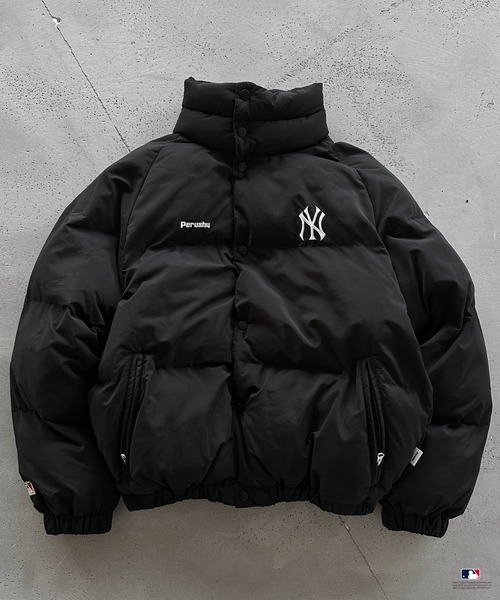 Perushu（ペルーシュ）の「Perushu × MLB コラボ中綿スタンドネック