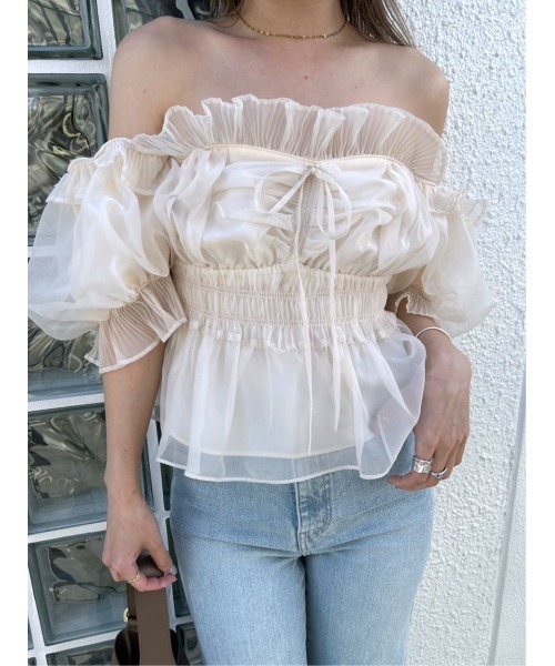 SNIDEL（スナイデル）の「ギャザーフリルオフショルブラウス（シャツ