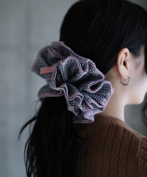 GOOD SQUISH（グッドスクイッシュ）の「Wilder Love（シュシュ）」 - WEAR