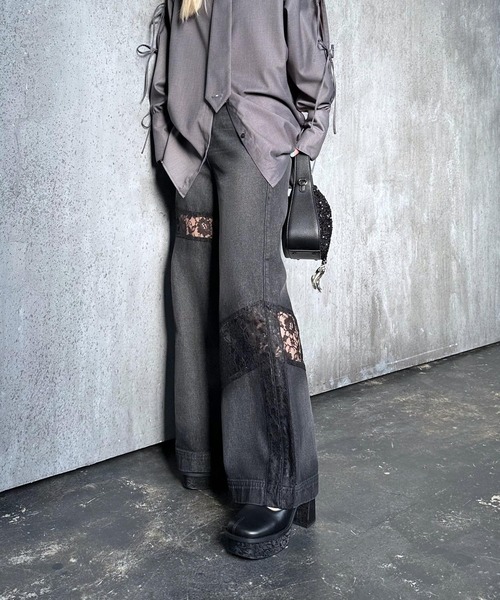 HARE（ハレ）の「【EDGY MODE】レースキリカエデニムパンツ（デニム