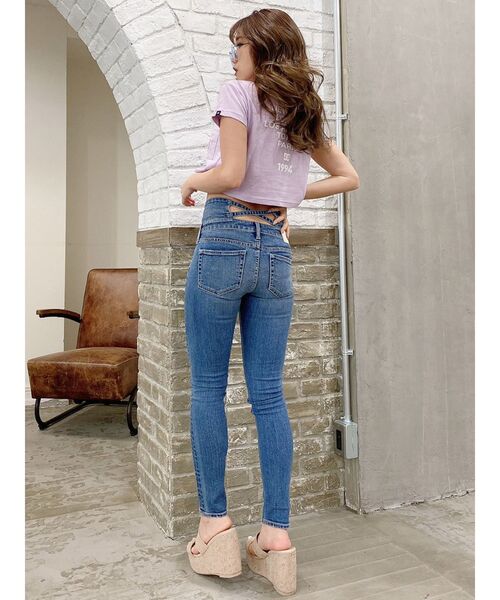 GYDA（ジェイダ）の「ハイウエストウエストクロススキニーデニムパンツ