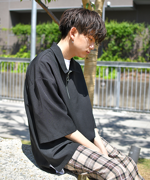 kutir（クティール）の「【ビッグシルエット】ハーフジップシャツ