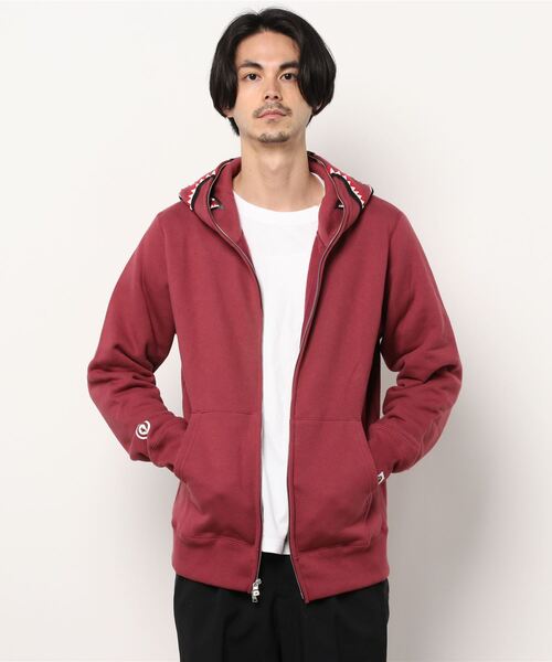A BATHING APE（アベイシングエイプ）の「DOUBLE SIDE SHARK FULL ZIP