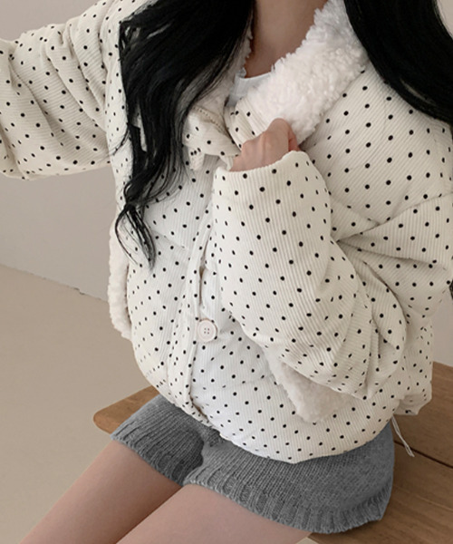 VIVID LADY（ビビッドレディー）の「ドット柄 ボア ショート中綿