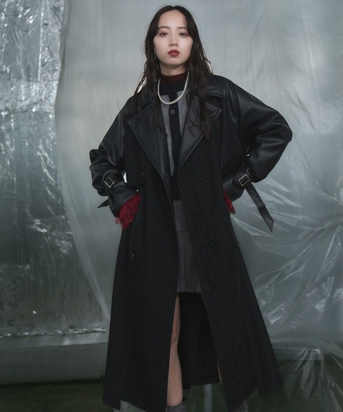 HARE（ハレ）の「フェイクレザーイソザイトレンチコート(HARE