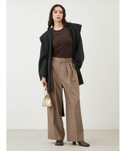 Mila Owen（ミラオーウェン）の「共布ベルト付ハーフ丈フードリバー