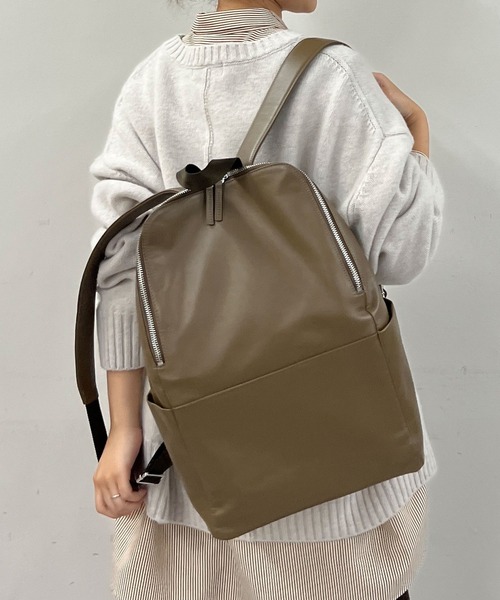 累計販売7,000点以上！高レビュー】【PC収納可】レザーバックパック