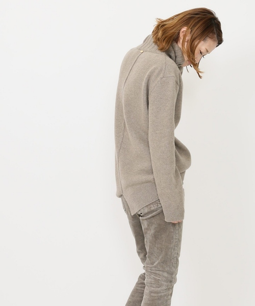 Deuxieme Classe（ドゥーズィエムクラス）の「JADE タートルネック