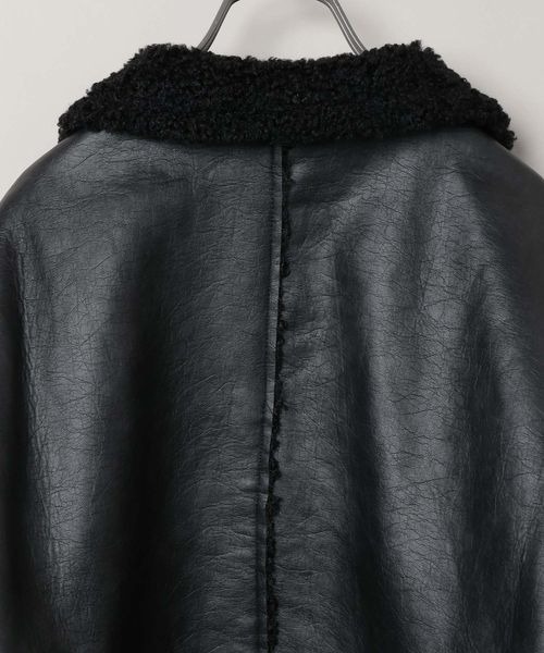 JEANASIS（ジーナシス）の「ヴィーガンレザーボアコクーンコート