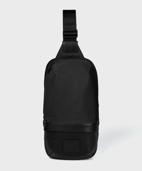 Paul Smith（ポールスミス）の「アーバンコミューター ボディバッグ