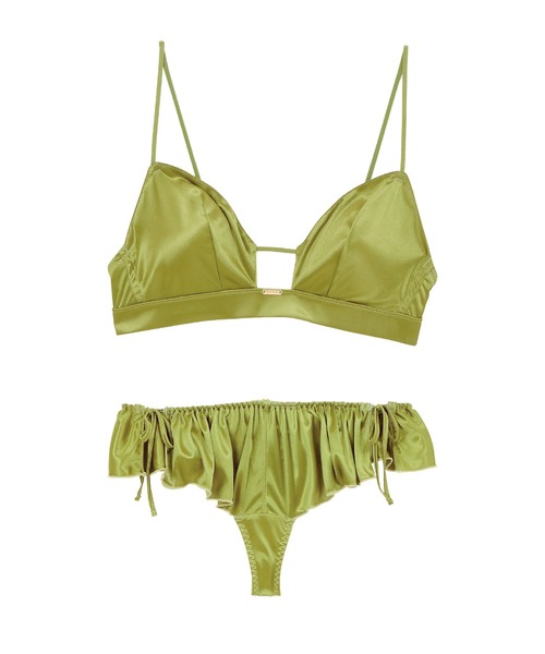 Ravijour（ラヴィジュール）の「グレースサテン ブラTバックセット