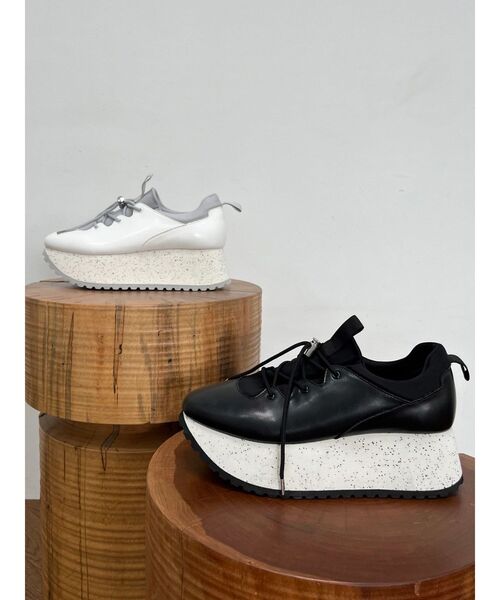 ELENDEEK（エレンディーク）の「フェイクレザースニーカー（スニーカー
