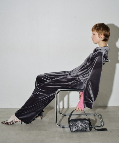 Fastener slit velours jumpsuit / ファスナースリットベロアジャンプ
