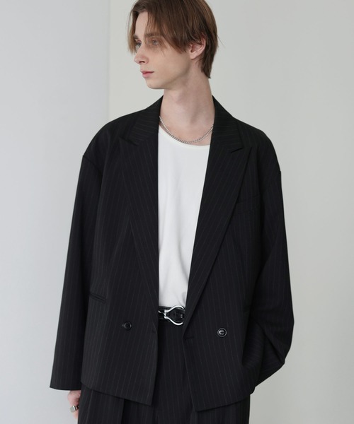 ウールライクピンストライプダブルテーラードショートジャケット