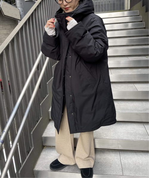 Spick & Span（スピックアンドスパン）の「撥水フーデッドダウンコート