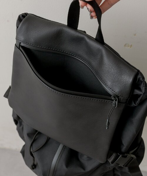 BURLAPOUTFITTER×ear】約16リットルの大容量/撥水/ユニセックス/レザー