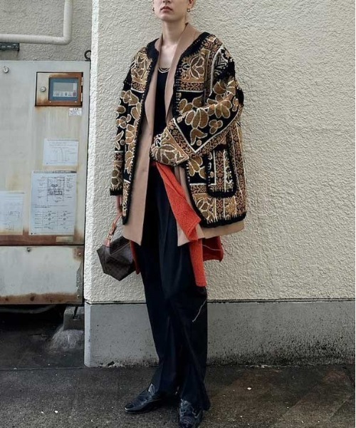 Ameri（アメリ）の「RUG PATTERN KNIT JACKET（ノーカラージャケット