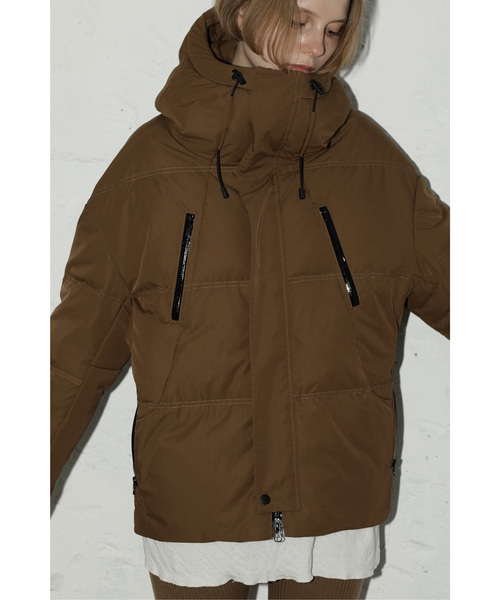 TODAYFUL（トゥデイフル）の「フーディーダウンジャケット（ダウン