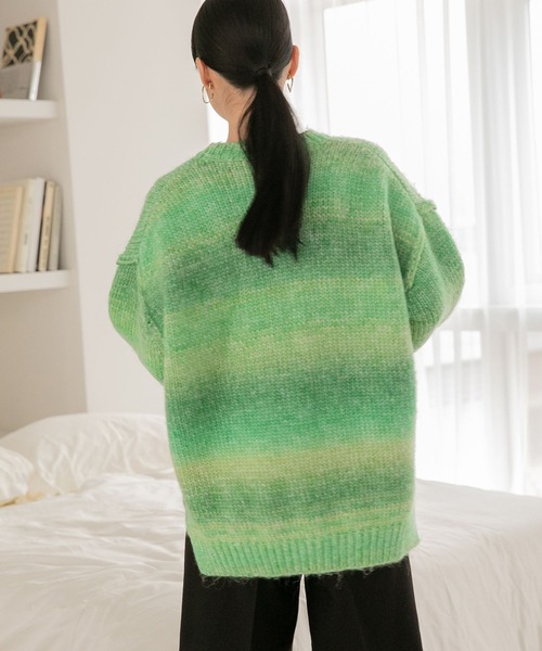 LOWRYS FARM（ローリーズファーム）の「グラデーションニット 166656