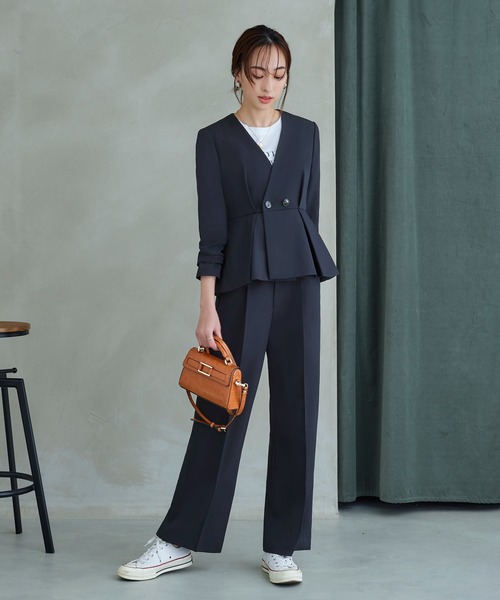 タックペプラムノーカラージャケット＆ワンタックパンツフォーマル