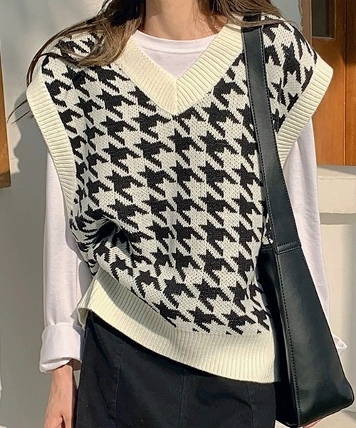 セール】千鳥格子柄ニットベスト（ベスト）｜Chaco closet（チャコ