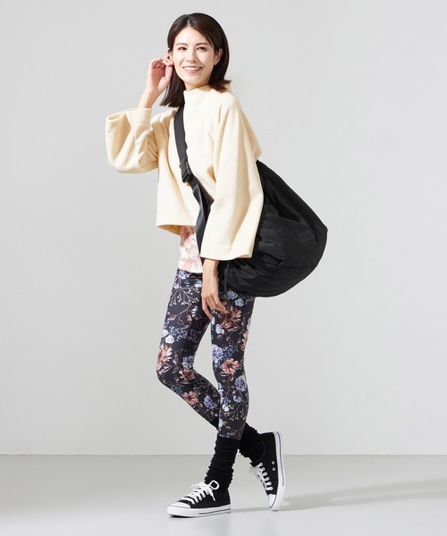 Chacott（チャコット）の「ホリデーフラワープリントレギンス