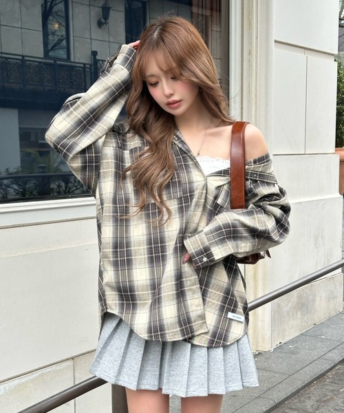 RAY CASSIN（レイカズン）の「フード付きオーバーサイズチェックシャツ