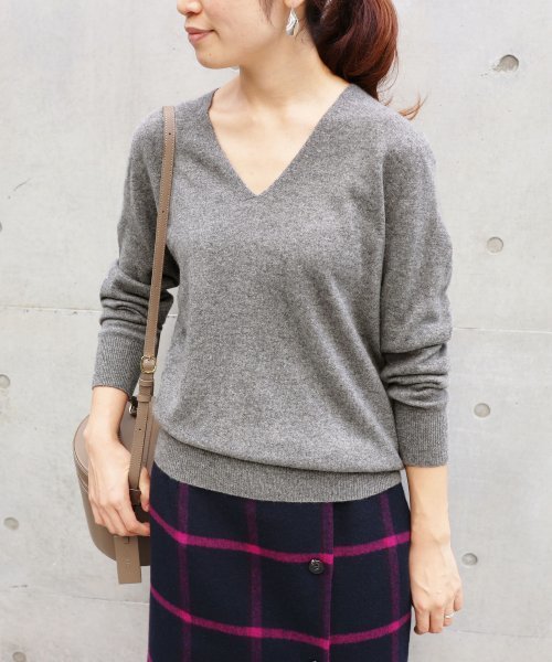 IENA（イエナ）の「カシミヤ Vネックプルオーバー◇（ニット/セーター