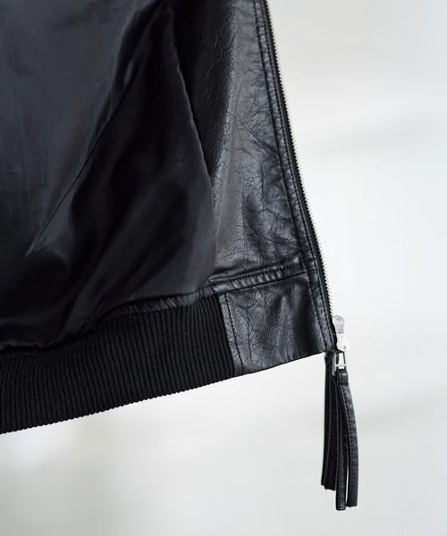 中綿入り ヴィンテージPU合皮ショート丈ブルゾン（ブルゾン