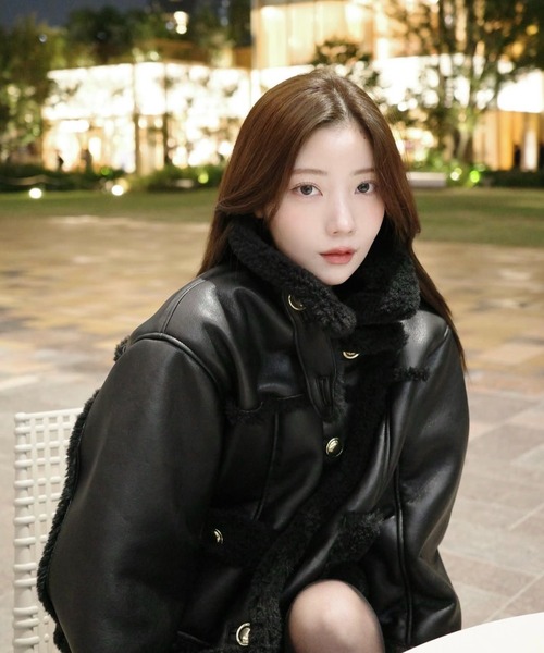 SNIDEL（スナイデル）の「【WEB限定/ボアコレクション】金ボタンバリエ