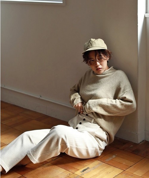 TODAYFUL（トゥデイフル）の「ラウンドヘムリネンニット（ニット