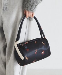 russet（ラシット）の「《キャリーバッグに乗せられる》トラベル