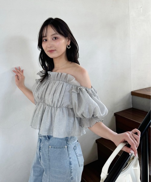 SNIDEL（スナイデル）の「ジャガードボリュームギャザーオフショル