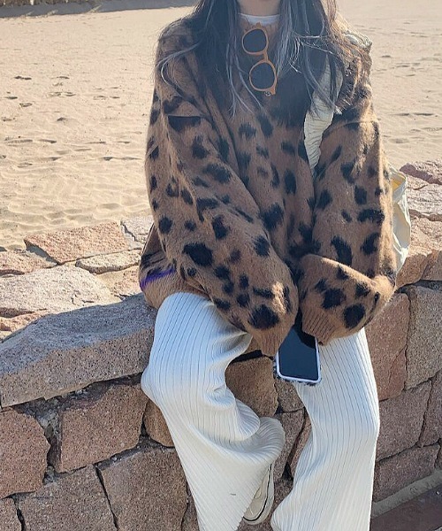 セール】レオパード柄ふわふわモヘアタッチニット（ニット/セーター