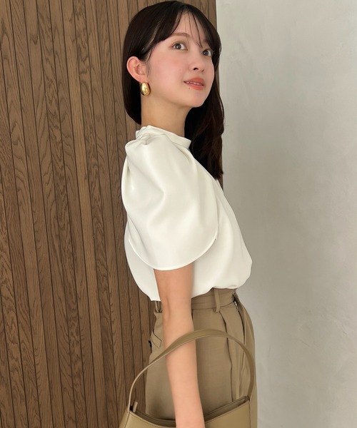 フォルムショルダーブラウス（シャツ/ブラウス）｜anuans（ア